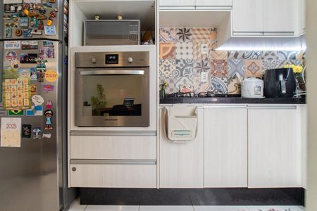 Casa de condomínio à venda com 60m², 2 quartos e 2 vagasCozinha