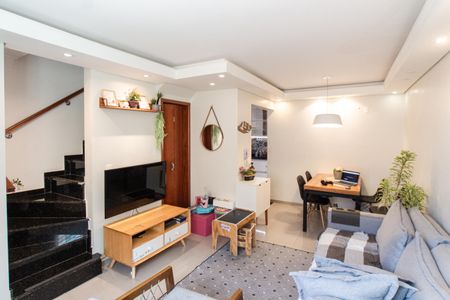 Sala de casa de condomínio à venda com 2 quartos, 60m² em Vila Mazzei, São Paulo