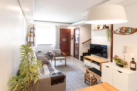 Sala de casa de condomínio à venda com 2 quartos, 60m² em Vila Mazzei, São Paulo