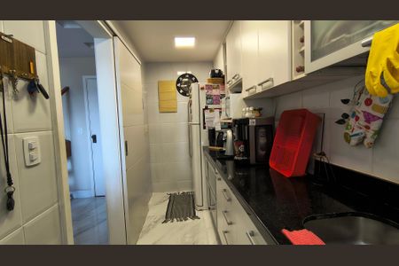 Apartamento à venda com 100m², 2 quartos e 3 vagas