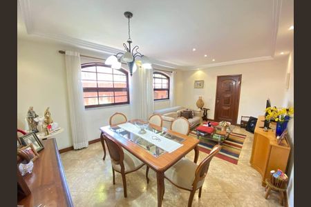 Casa à venda com 3 quartos, 194m² em Jacarepaguá, Rio de Janeiro