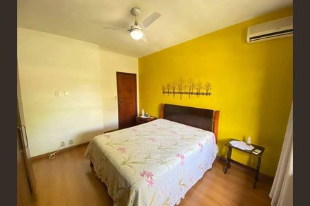 Casa à venda com 3 quartos, 194m² em Jacarepaguá, Rio de Janeiro