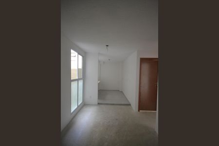Sala de apartamento para alugar com 2 quartos, 43m² em Jardim Alvorada, Nova Iguaçu