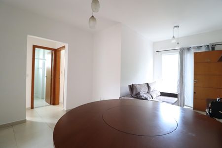 Sala de apartamento para alugar com 2 quartos, 64m² em Tubalina, Uberlândia