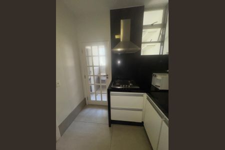 Cozinha de apartamento para alugar com 3 quartos, 110m² em Estoril, Belo Horizonte