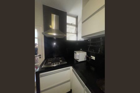 Cozinha de apartamento para alugar com 3 quartos, 110m² em Estoril, Belo Horizonte