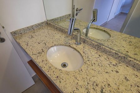 Apartamento para alugar com 72m², 2 quartos e 1 vagaBanheiro da Suíte