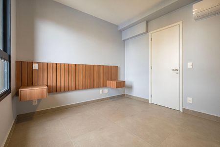 Apartamento para alugar com 72m², 2 quartos e 1 vagaSuíte