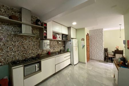 Apartamento para alugar com 58m², 2 quartos e sem vagaCozinha e Área de Serviço