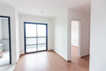 Sala de apartamento para alugar com 2 quartos, 43m² em Ayrosa, Osasco