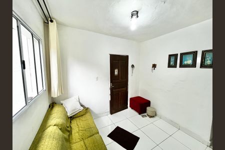 Sala de casa para alugar com 2 quartos, 80m² em Jardim Bandeirantes, São Paulo