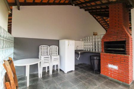 Apartamento para alugar com 53m², 2 quartos e 1 vaga Apartamento para alugar com 53m², 2 quartos e 1 vagaÁrea comum - Churrasqueira