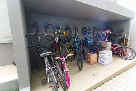 Apartamento para alugar com 53m², 2 quartos e 1 vaga Apartamento para alugar com 53m², 2 quartos e 1 vagaÁrea comum - Bicicletário