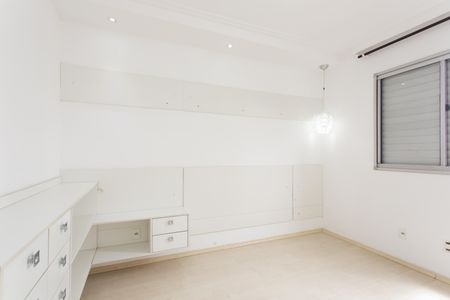 Quarto 2 de apartamento para alugar com 2 quartos, 53m² em Jardim Pedro José Nunes, São Paulo