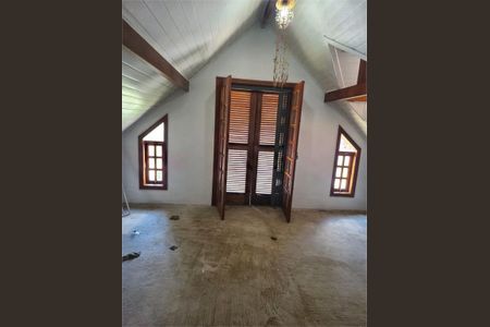 Casa à venda com 3 quartos, 140m² em Jardim dos Estados, São Paulo