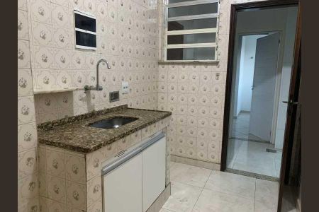 Apartamento à venda com 64m², 2 quartos e 1 vaga