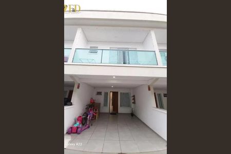 Casa à venda com 2 quartos, 100m² em Vila Taquari, São Paulo