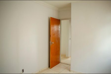 Quarto 2 de apartamento para alugar com 2 quartos, 72m² em Setor Leste Universitário, Goiânia