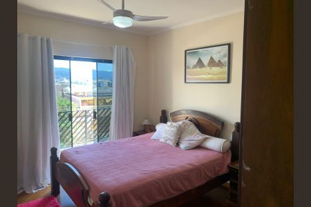 Casa à venda com 3 quartos, 263m² em Jardim Consorcio, São Paulo