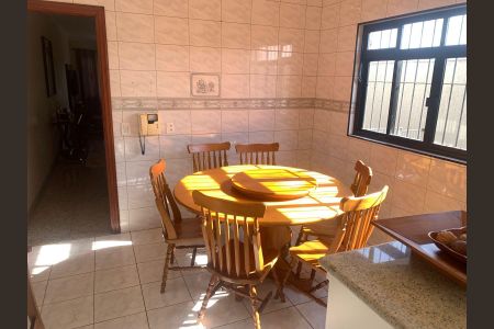 Casa à venda com 3 quartos, 263m² em Jardim Consorcio, São Paulo