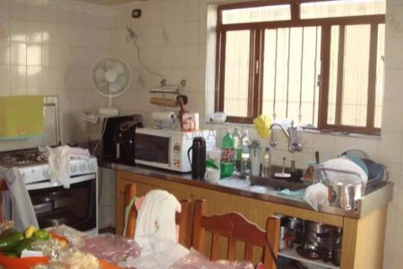 Casa à venda com 3 quartos, 150m² em Vila Granada, São Paulo