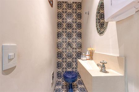 Casa à venda com 4 quartos, 388m² em Jardim Marajoara, São Paulo