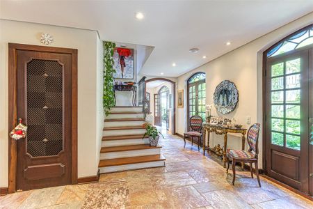 Casa à venda com 4 quartos, 388m² em Jardim Marajoara, São Paulo