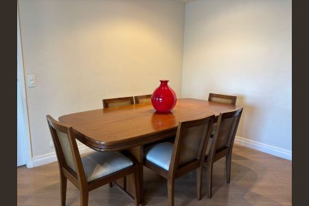 Apartamento à venda com 115m², 3 quartos e 2 vagasSala