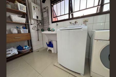 Apartamento à venda com 115m², 3 quartos e 2 vagasÁrea de Serviço