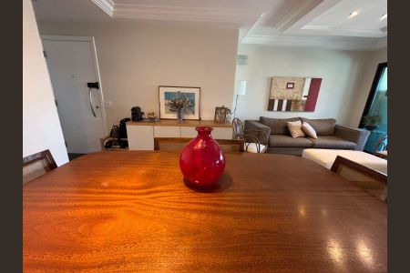 Apartamento à venda com 115m², 3 quartos e 2 vagasSala