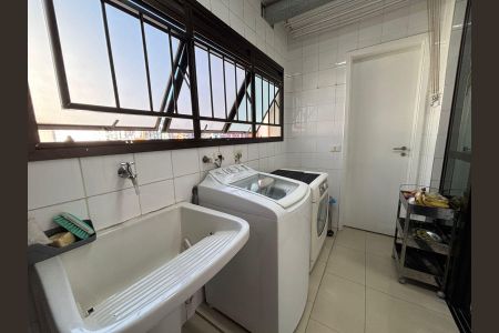 Apartamento à venda com 115m², 3 quartos e 2 vagasÁrea de Serviço
