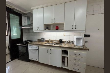 Apartamento à venda com 115m², 3 quartos e 2 vagasCozinha