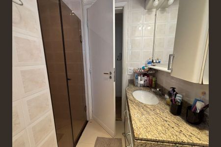 Apartamento à venda com 115m², 3 quartos e 2 vagasBanheiro 2