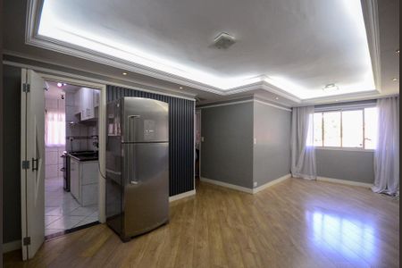 Sala  de apartamento para alugar com 2 quartos, 65m² em Jardim Patente, São Paulo