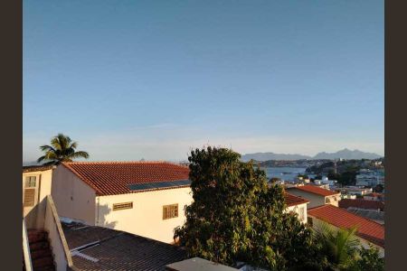 Casa à venda com 303m², 4 quartos e 5 vagas