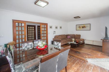 Casa à venda com 3 quartos, 428m² em Vila Congonhas, São Paulo