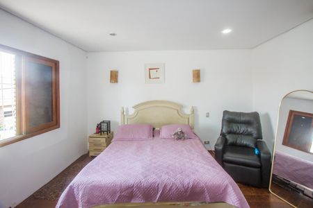 Casa à venda com 3 quartos, 428m² em Vila Congonhas, São Paulo