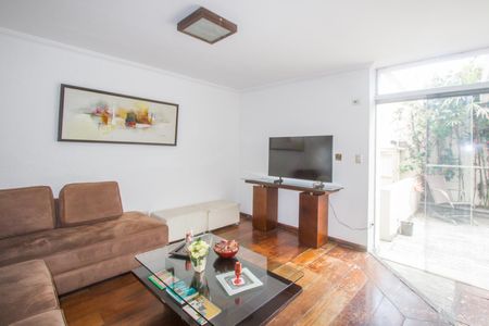 Casa à venda com 3 quartos, 428m² em Vila Congonhas, São Paulo