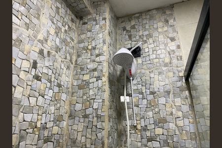 Apartamento à venda com 47m², 1 quarto e sem vagaBanheiro