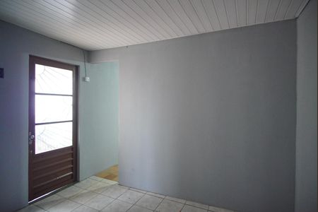 Quarto de casa para alugar com 1 quarto, 99m² em Navegantes, Porto Alegre