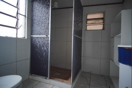 Banheiro de casa para alugar com 1 quarto, 99m² em Navegantes, Porto Alegre