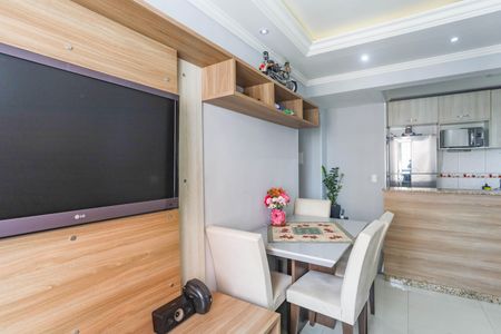 Sala  de apartamento à venda com 2 quartos, 43m² em Canhema, Diadema