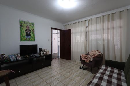 Sala de casa à venda com 3 quartos, 199m² em Jardim Cotiana, São Paulo