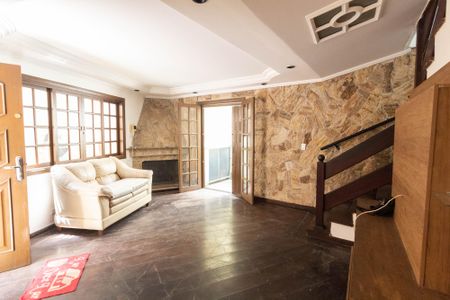 Sala de casa para alugar com 3 quartos, 142m² em Vila Basileia, São Paulo