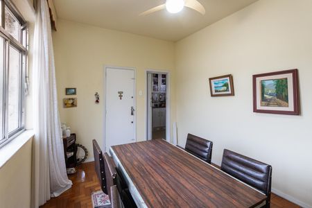 Sala de apartamento para alugar com 2 quartos, 90m² em Praça da Bandeira, Rio de Janeiro