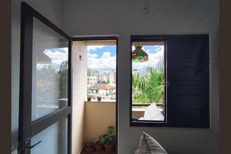 Sala de apartamento à venda com 2 quartos, 57m² em Taquara, Rio de Janeiro