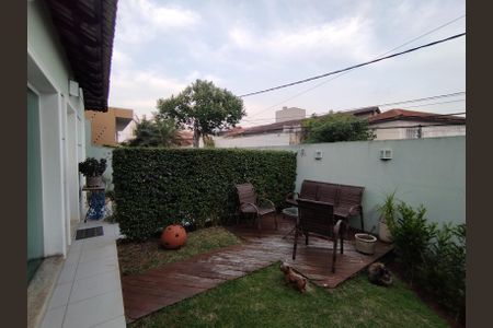 Casa à venda com 225m², 3 quartos e 5 vagas Casa à venda com 225m², 3 quartos e 5 vagasJardim