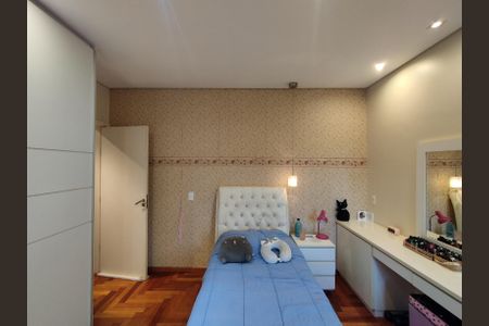 Casa à venda com 225m², 3 quartos e 5 vagas Casa à venda com 225m², 3 quartos e 5 vagasSuíte 2