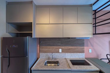 Studio para alugar com 27m², 1 quarto e sem vaga