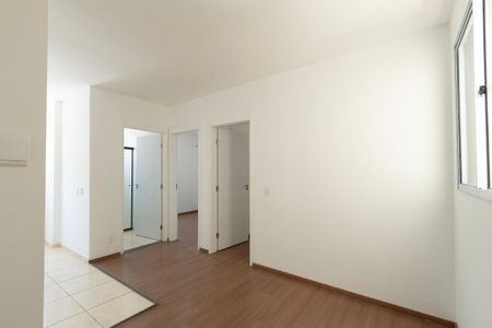Sala  de apartamento para alugar com 2 quartos, 43m² em Recreio dos Sorocabanos, Sorocaba